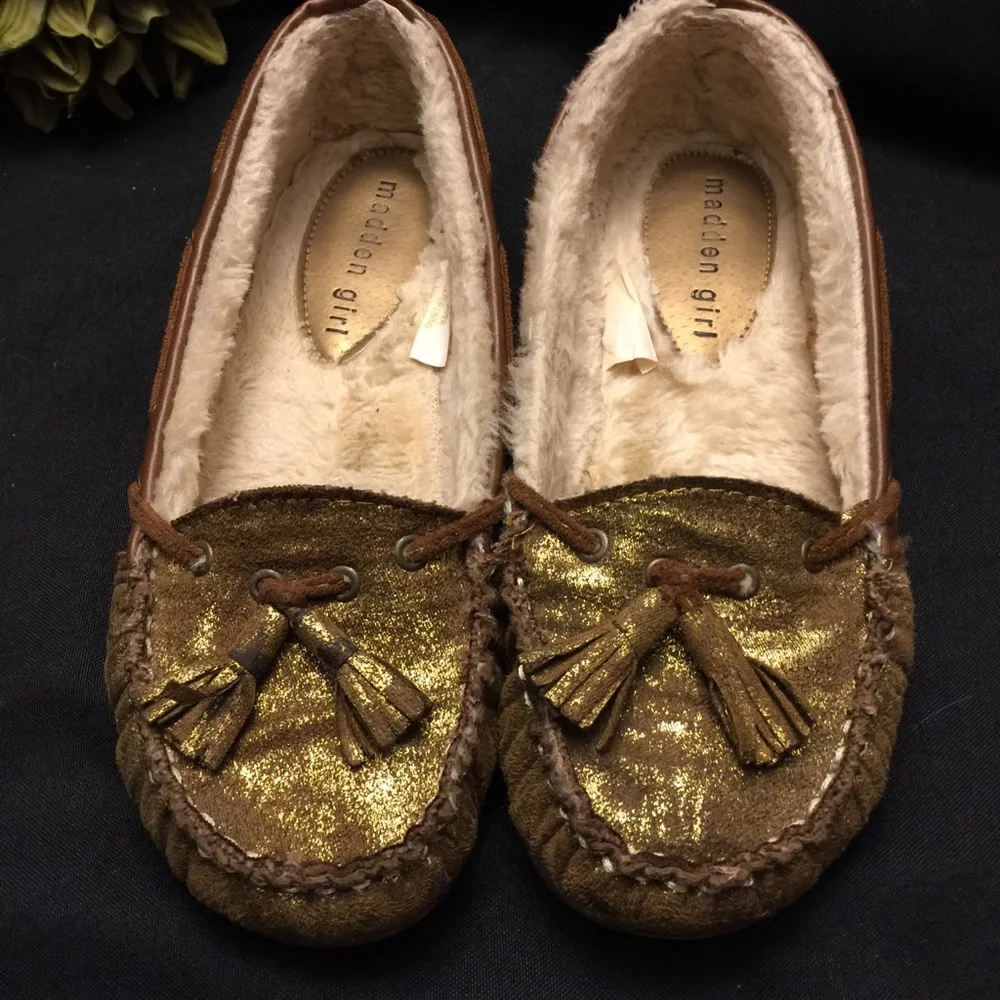 Madden Girl Gold Flake‎ Moccasins- Size: 6